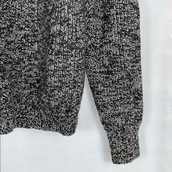 Theory Turtle Neck Cropped Thick Knit Sweater SZ L - Picture 5 of 9